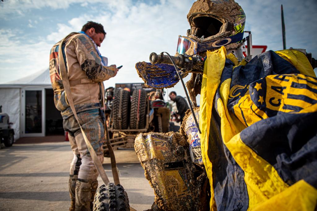 Los festejos de los pilotos que le ganaron al Dakar 2023: WhatsApp Image 2023-01-15 at 11.24.13 (1).jpeg